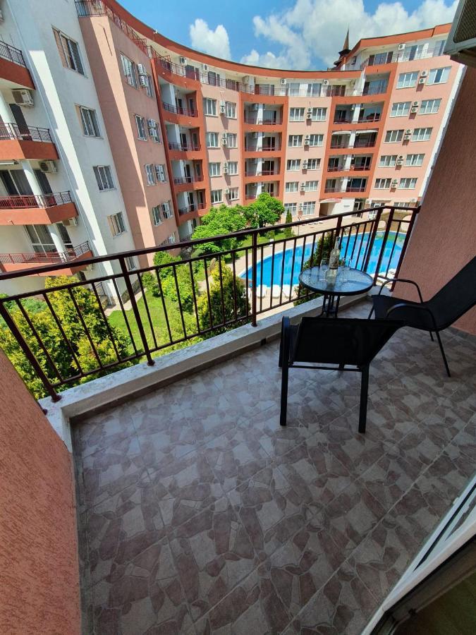 Apartman Ttt Burgas City Exterior foto