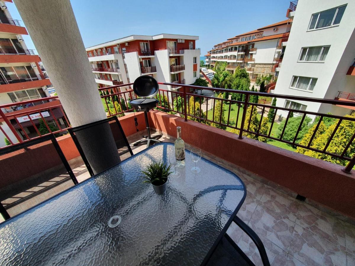 Apartman Ttt Burgas City Exterior foto