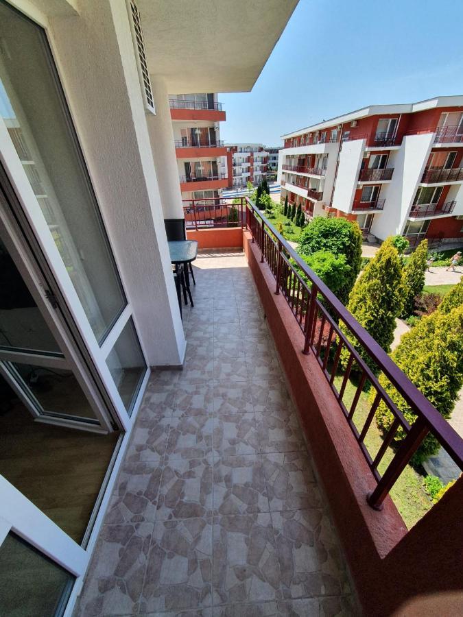 Apartman Ttt Burgas City Exterior foto