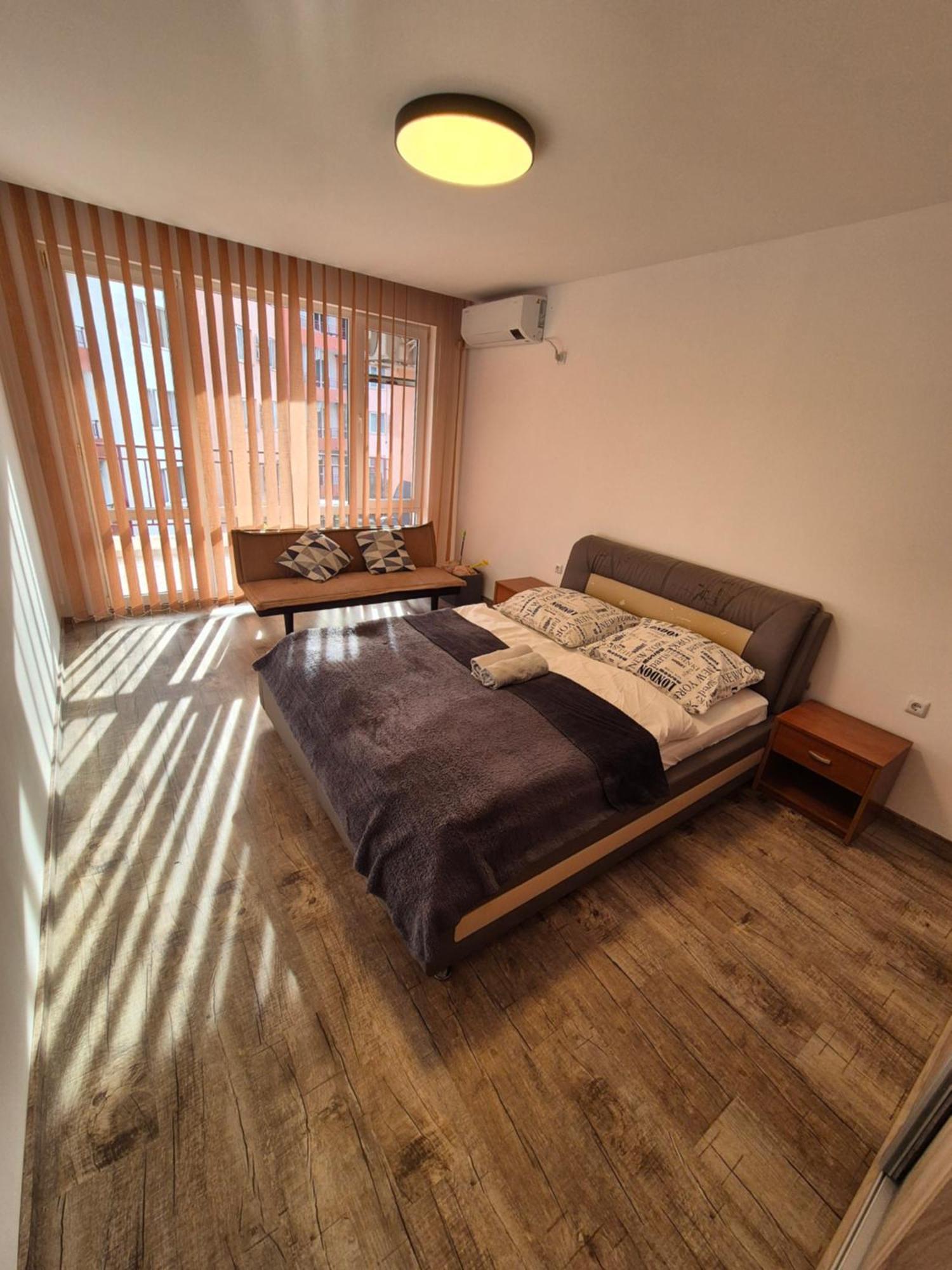 Apartman Ttt Burgas City Exterior foto